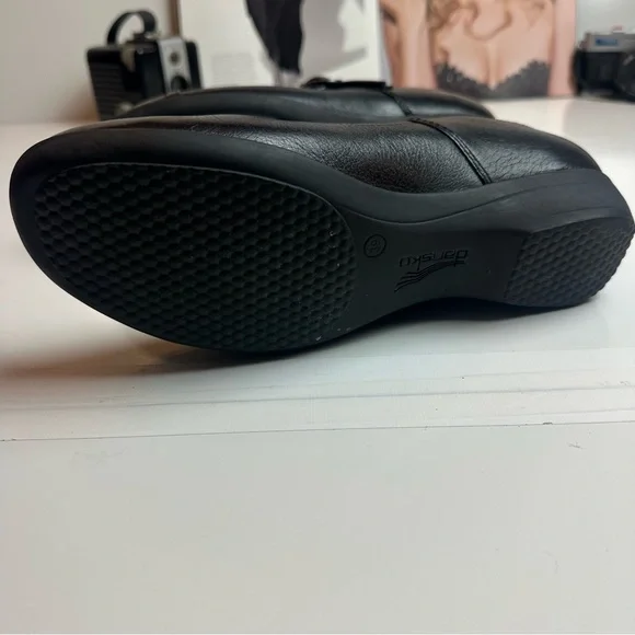 Dansko Black Mary Jane Flats Comfort Shoes Size 39 (8.5) Workwear Everyday - Picture 7 of 8